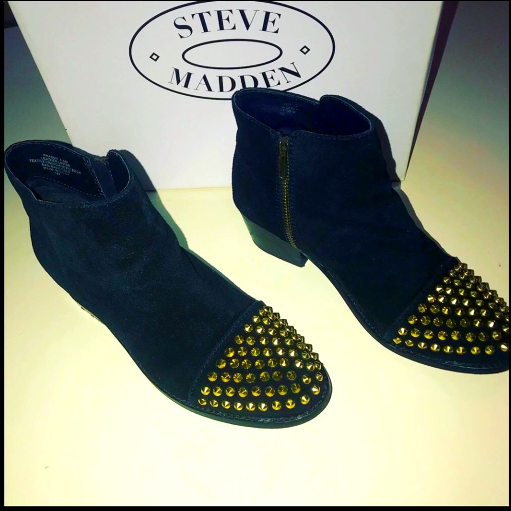 Steve Madden Suede Studded Bootie